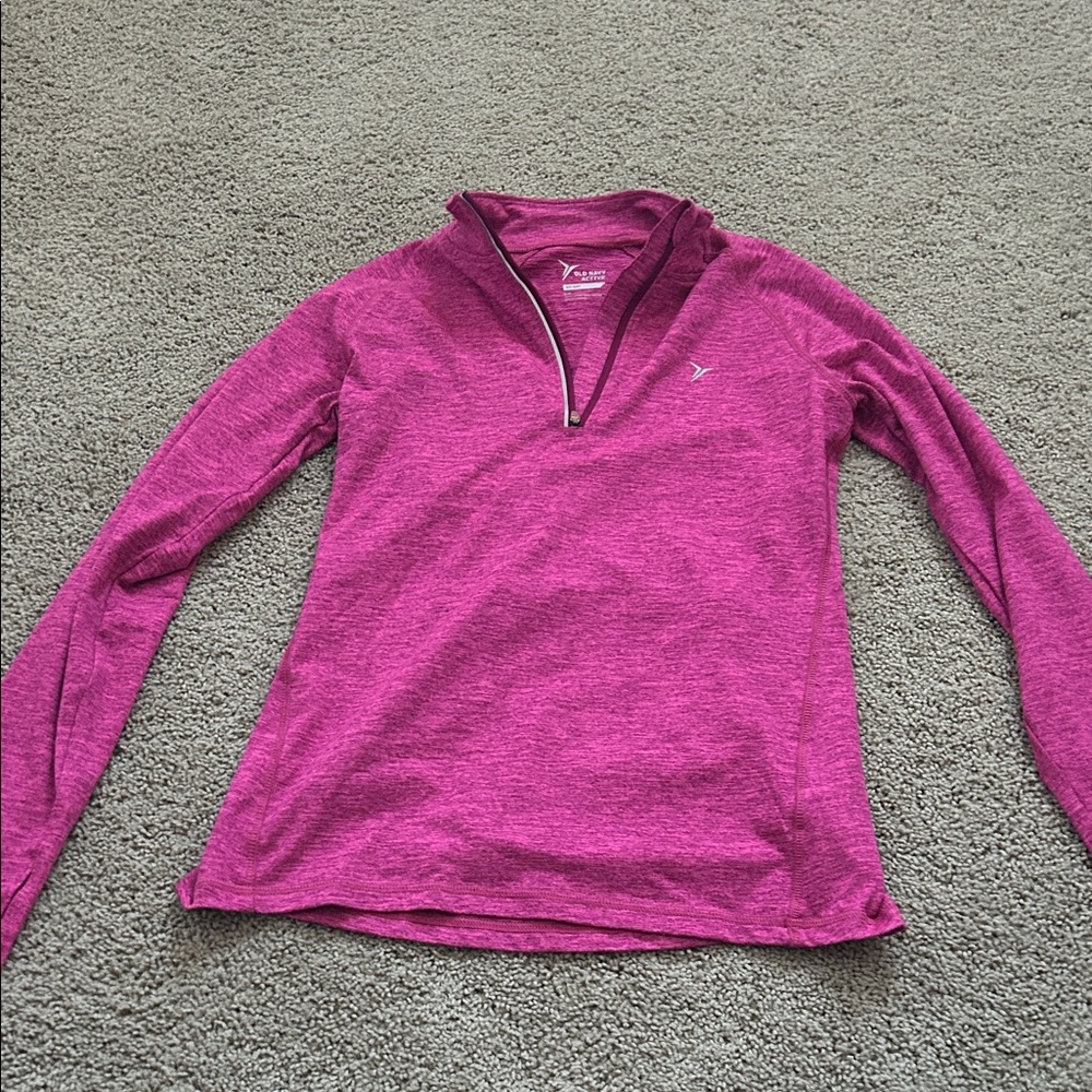 Old Navy Active Magenta Long Sleeve Top